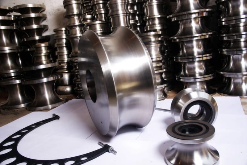 HG32 welded pipe machine: forming rollers and a formed ring sample
