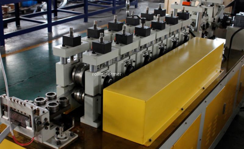 Exhaust band clamps bending machine: forming line with control cabinet