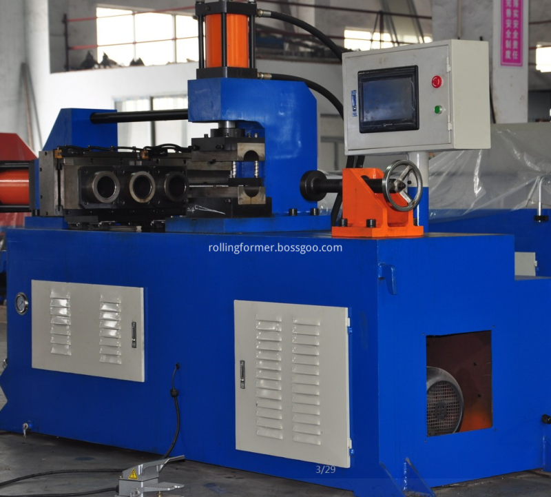 Tube end working machine with control screen and hydraulic unit