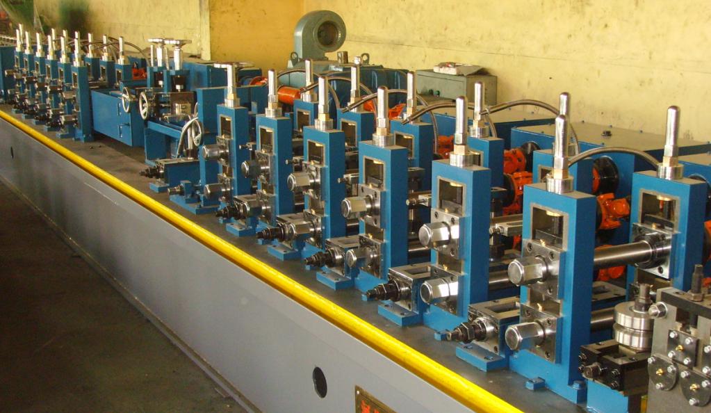High frequency tube mill: complete roll forming line on the workshop floor