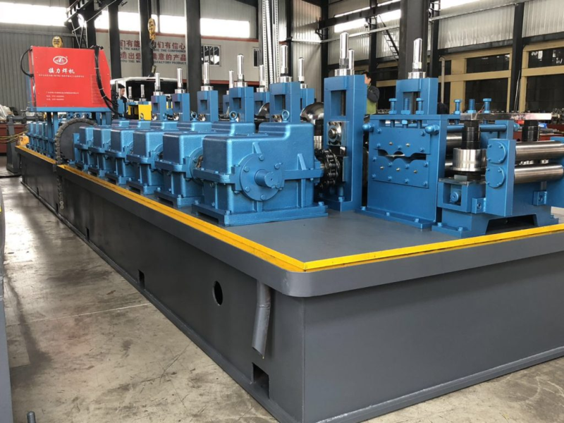 HG32 welded pipe making line: complete roll forming line in the workshop