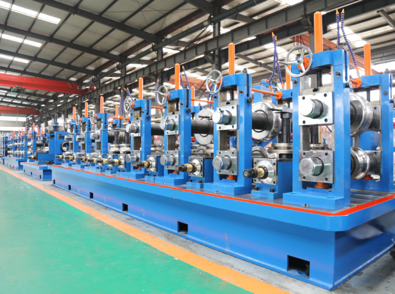 Welded pipe production line: roll forming line installed in the factory