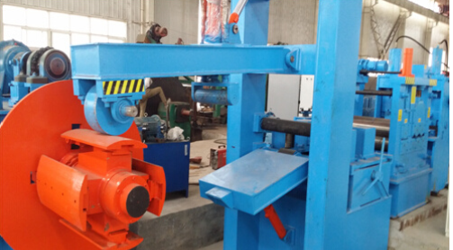 HG127 tube mill: uncoiler and shear unit in the workshop