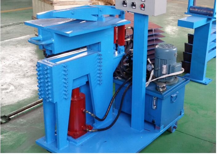 Roller coil tube making and welding machine: hydraulic unit with cylinders