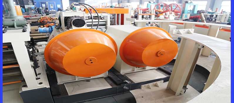 Double cone uncoiler