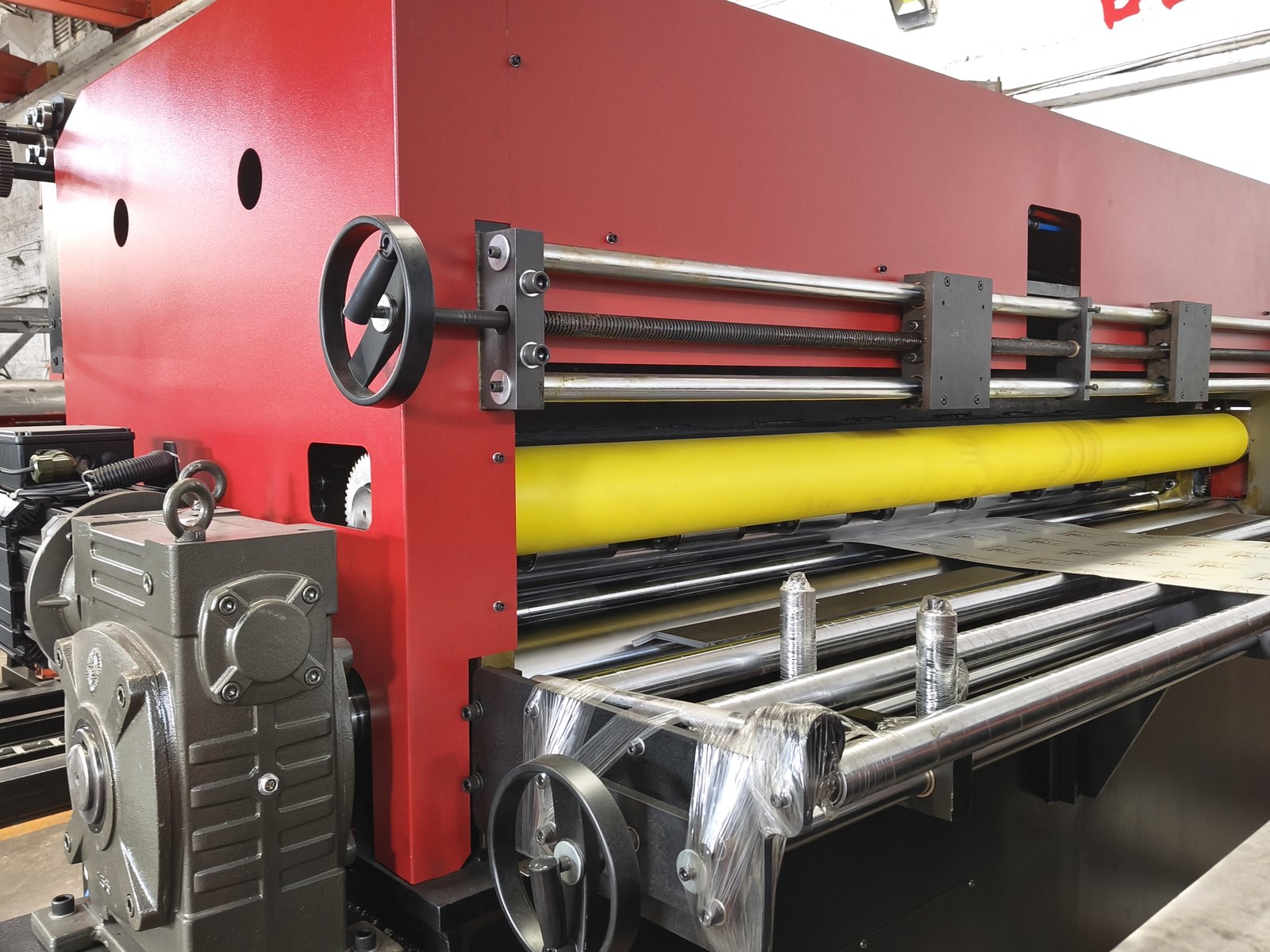 Aluminium Cut-to-Length Line — 2600 mm Coil Width, 15-Roll Leveller